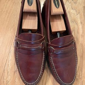 Allen Edmonds men’s loafers size 9.5M. “Bates” style